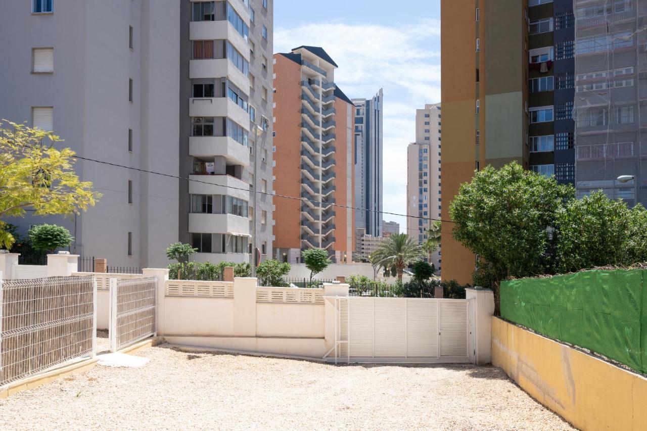 Apartamento Alma Con Terreno Privado Y Parking Compartido - A 800M De Playa Poniente Benidorm Exterior foto